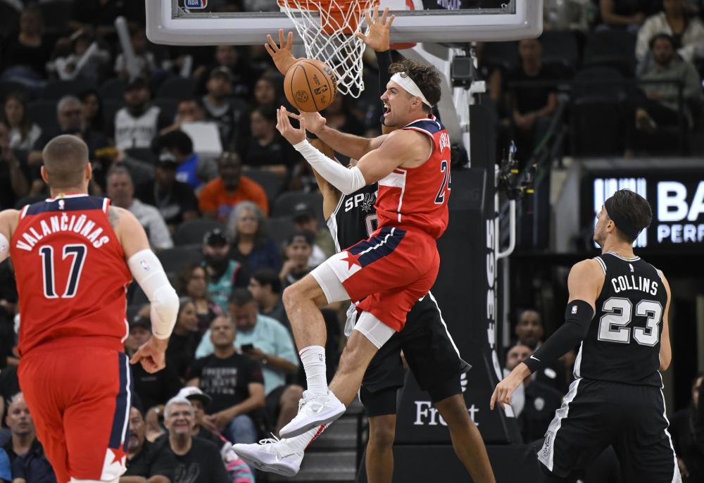 场屏障的职 场屏障的职